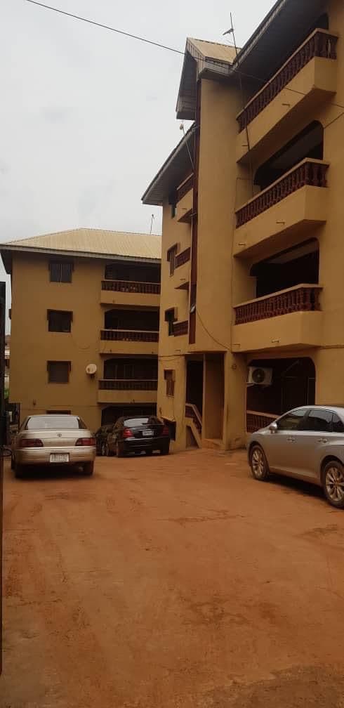 17 flats of 3 bedroom apartment