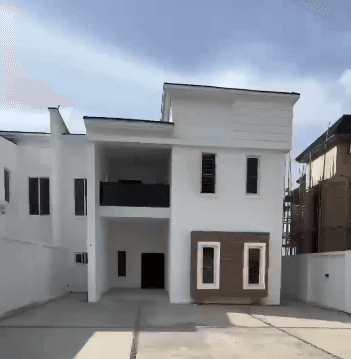 TASTEFULLY BUILT AND FINISHED 4 BEDROOM  SEMI DETACHED DUPLEX WITH EN-SUITE BEDROOMS & BQ